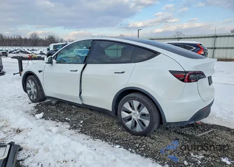 2023 Tesla Model Y z USA, uszkodzony, nr VIN 7SAYGDEE9PA129456